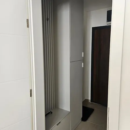 33 Apartment *
